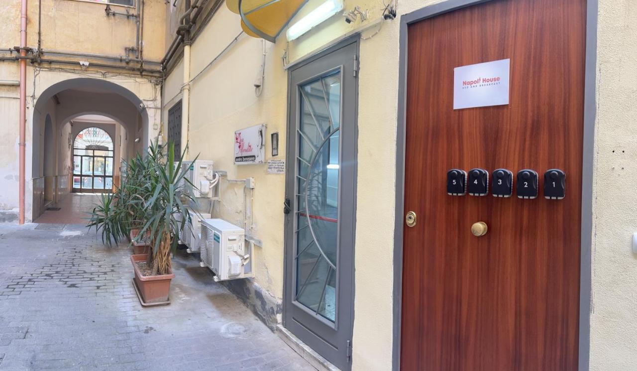 Napoli House Dream Hotel Exterior photo